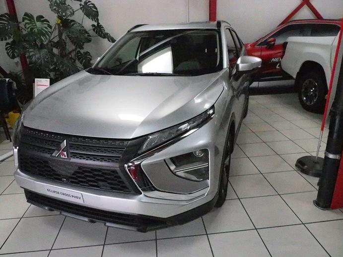 MITSUBISHI Eclipse Cross 2.4 PHEV Value 4x4, Plug-in-Hybrid Petrol/Electric, Second hand / Used, Automatic