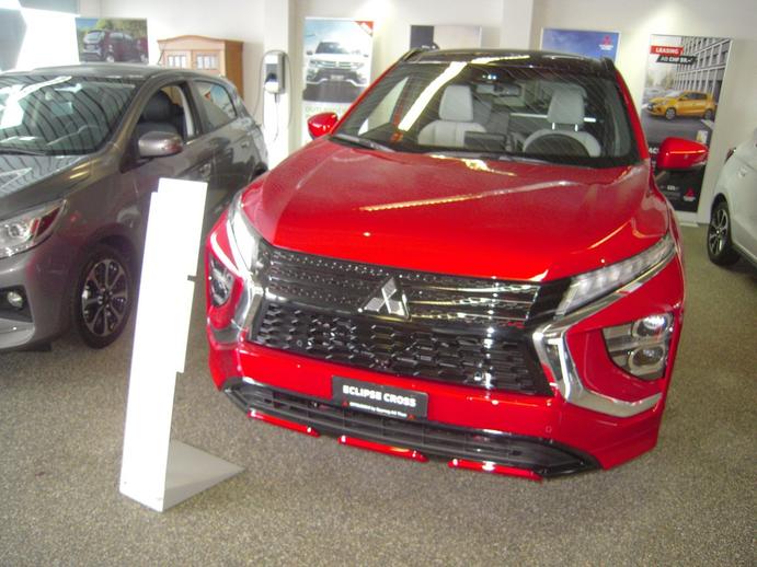 MITSUBISHI Eclipse Cross 2.4 PHEV Instyle+ 4WD, Plug-in-Hybrid Petrol/Electric, Ex-demonstrator, Automatic