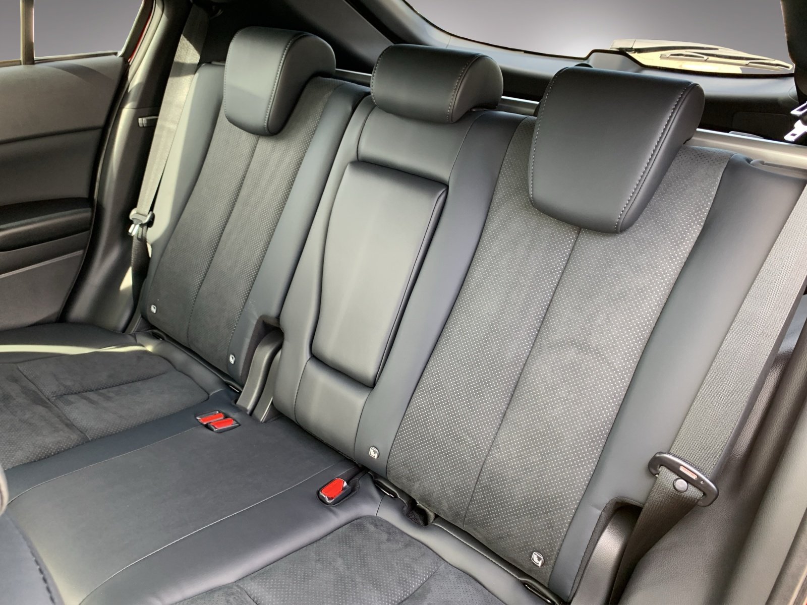 MITSUBISHI Eclipse Cross 2.4 PHEV Blackli, Plug-in-Hybrid Benzina/Elettrica, Auto dimostrativa, Automatico - 7