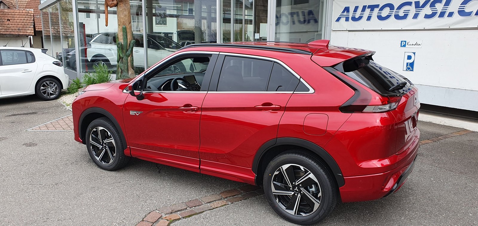 MITSUBISHI EclipseCross PHEV SwissLine 4x4 Automat, Plug-in-Hybrid Benzin/Elektro, Occasion / Gebraucht, Automatik - 2