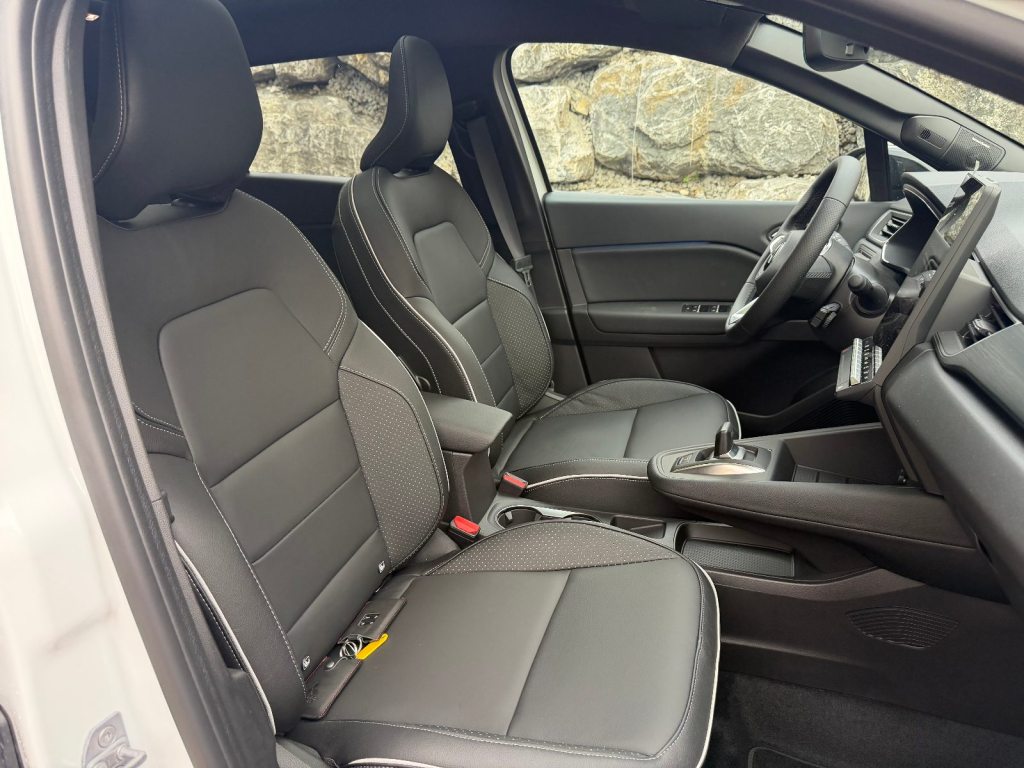 MITSUBISHI GRANDIS 1.8 HEV Instyle, Full-Hybrid Petrol/Electric, Pre-registered new car, Automatic - 7