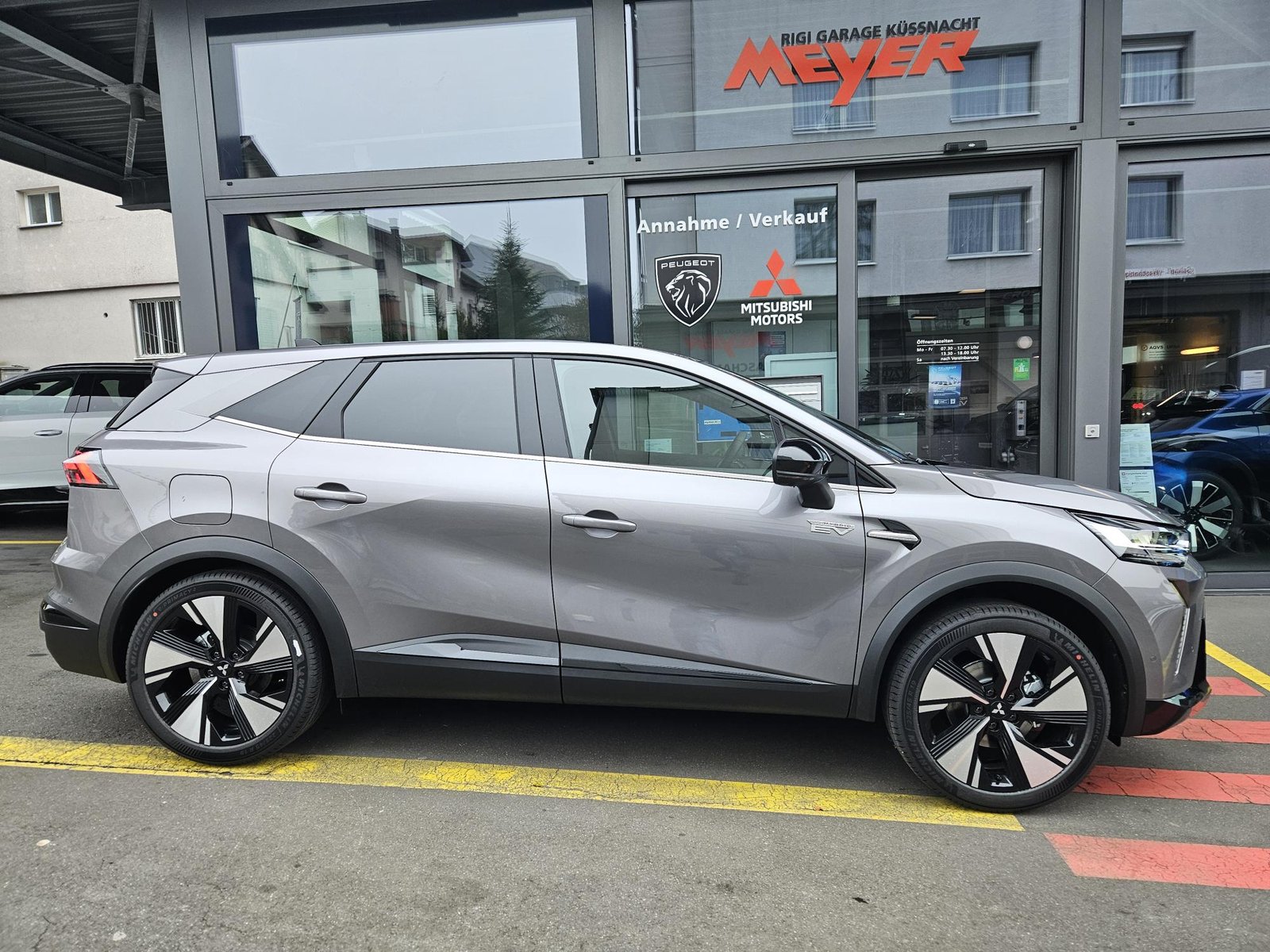 MITSUBISHI Grandis 1.8 HEV Intense, Hybride Integrale Benzina/Elettrica, Auto nuove, Automatico - 2