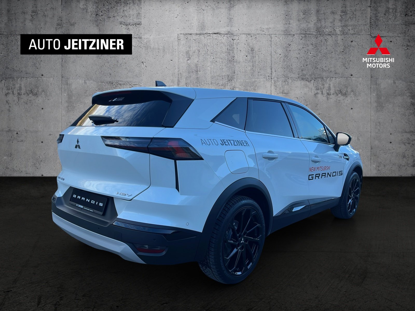 MITSUBISHI Grandis 1.8 HEV Instyle, Voll-Hybrid Benzin/Elektro, Vorführwagen, Automatik - 3