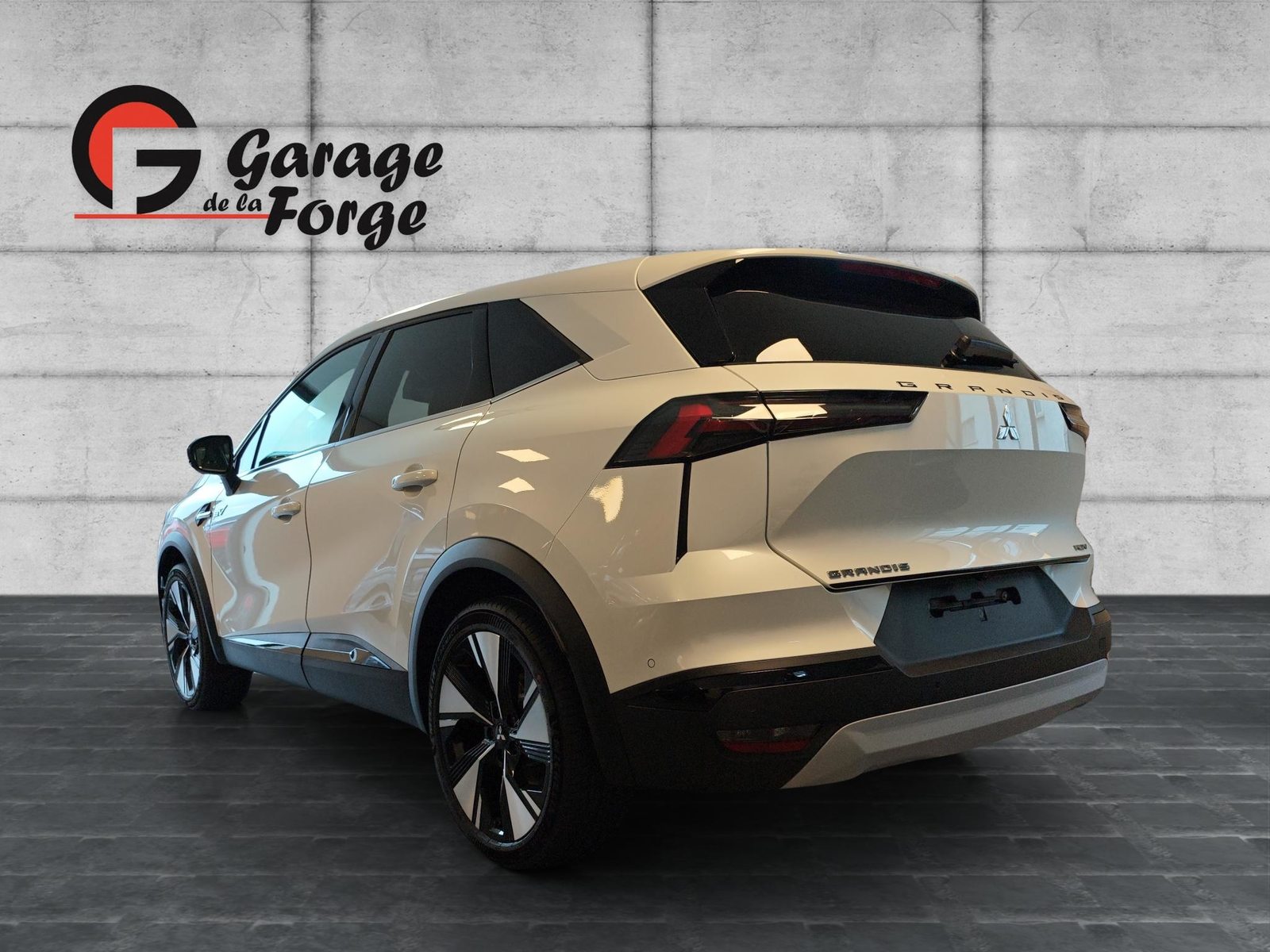 MITSUBISHI Grandis 1.8 HEV Instyle, Hybride Intégral Essence/Électricité, Voiture nouvelle, Automatique - 5