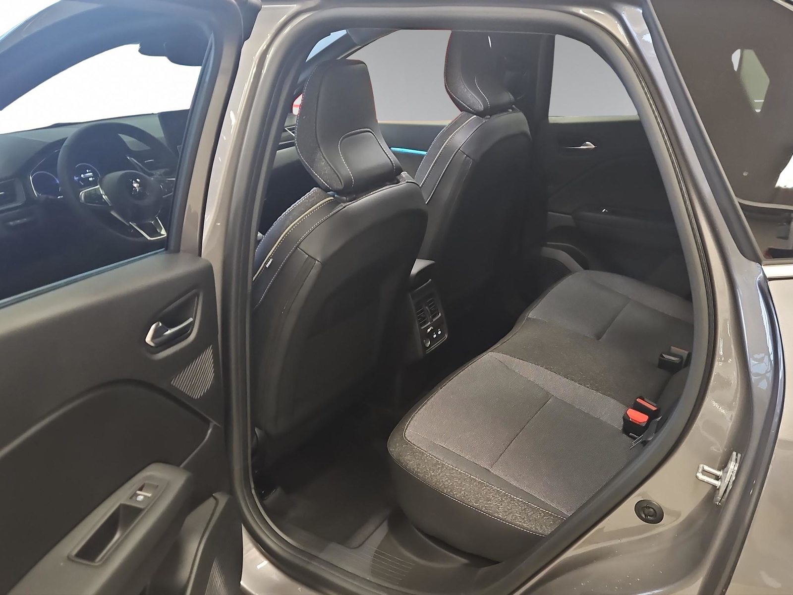 MITSUBISHI NEW Grandis 1.8 HEV Intense, Voll-Hybrid Benzin/Elektro, Neuwagen, Automat - 6