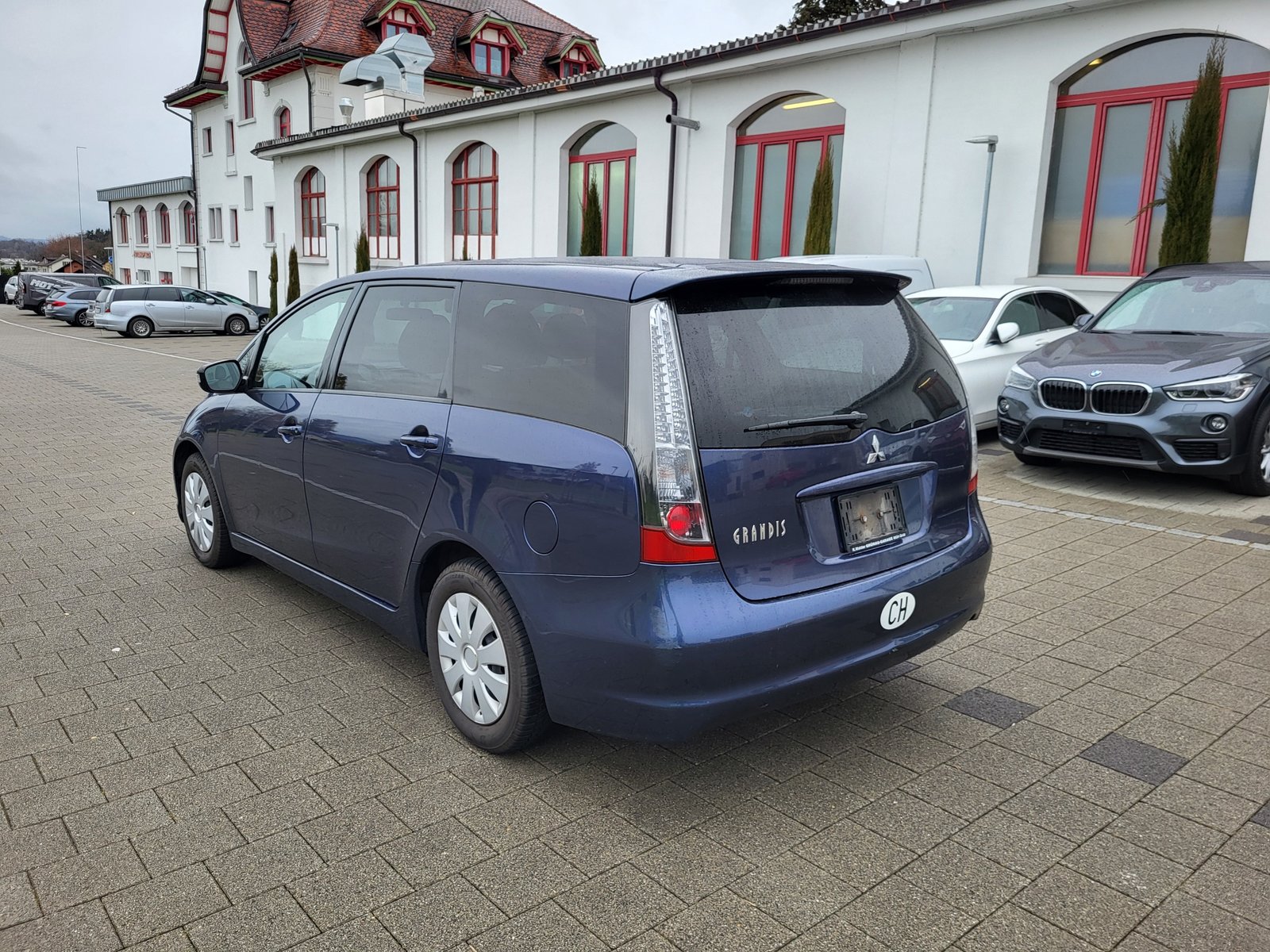 MITSUBISHI Grandis 2.4 16V Intense, Essence, Occasion / Utilisé, Manuelle - 3