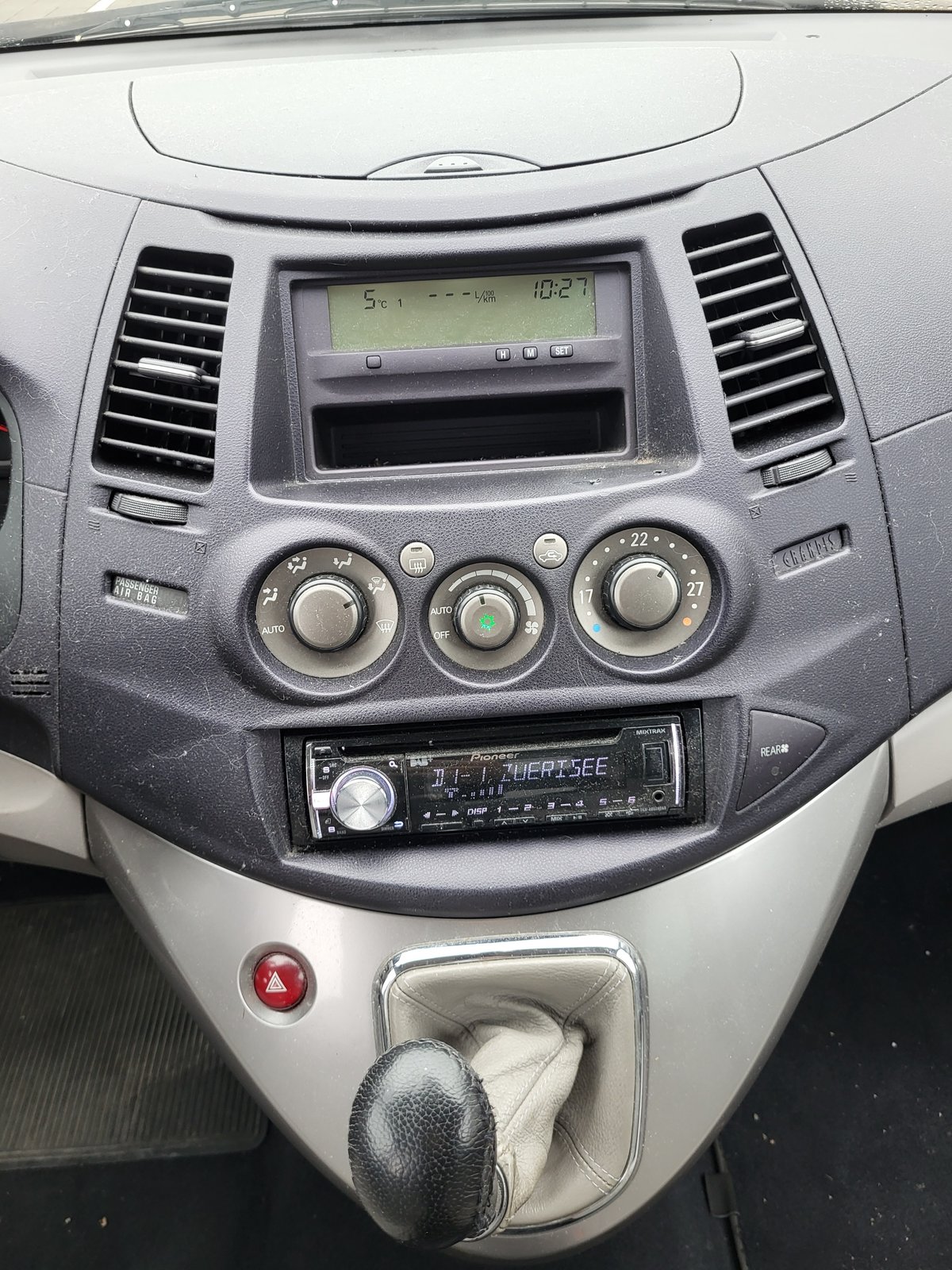 MITSUBISHI Grandis 2.4 16V Intense, Essence, Occasion / Utilisé, Manuelle - 7