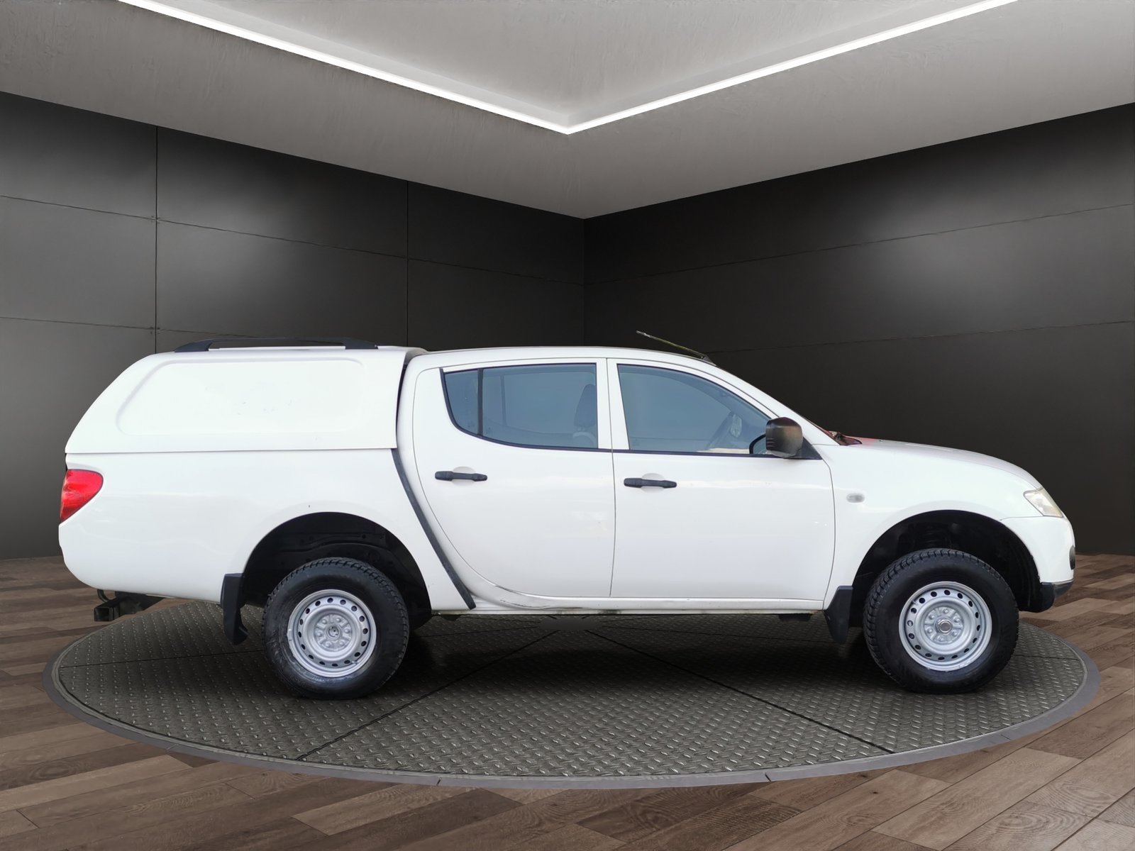 MITSUBISHI L 200 2.5 DID Invite Double Cab, Diesel, Occasion / Gebraucht, Handschaltung - 6