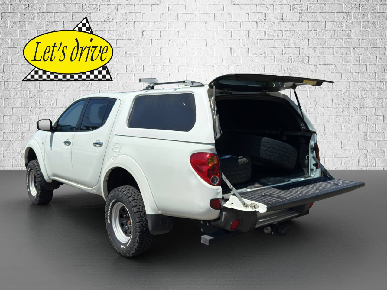 MITSUBISHI L200 Double Cab 2.5 DID HP iHT MT, Benzin, Occasion / Gebraucht, Handschaltung - 4