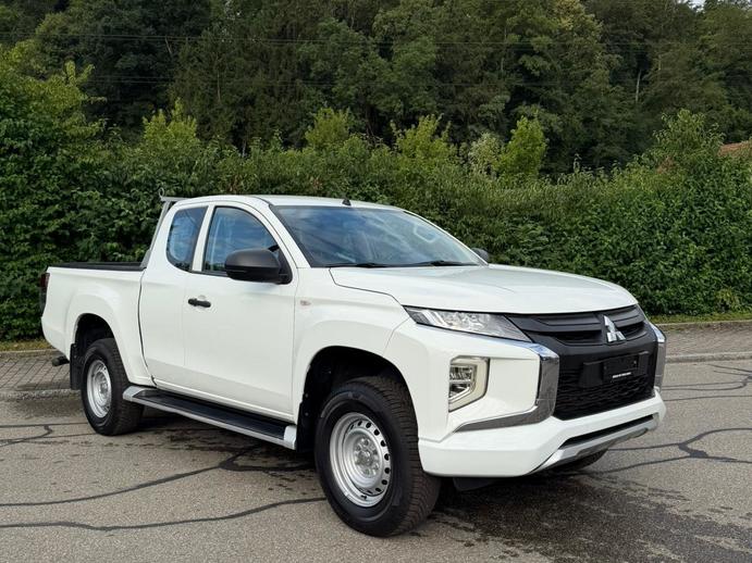 MITSUBISHI L 200 2.2 Value Club Cab, Diesel, Occasioni / Usate, Manuale