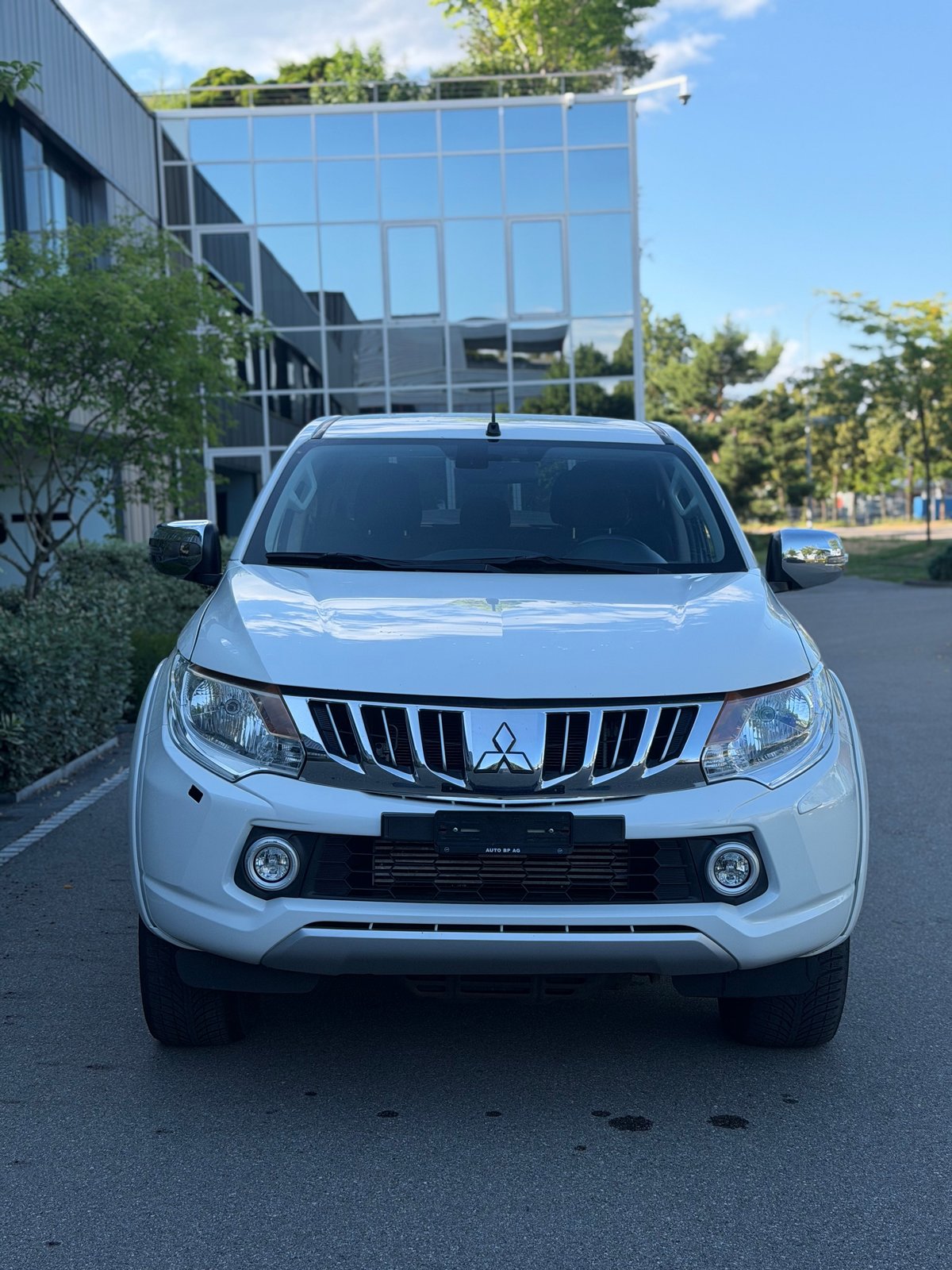 MITSUBISHI L 200 2.4 Style Double Cab, Diesel, Occasion / Utilisé, Manuelle - 2