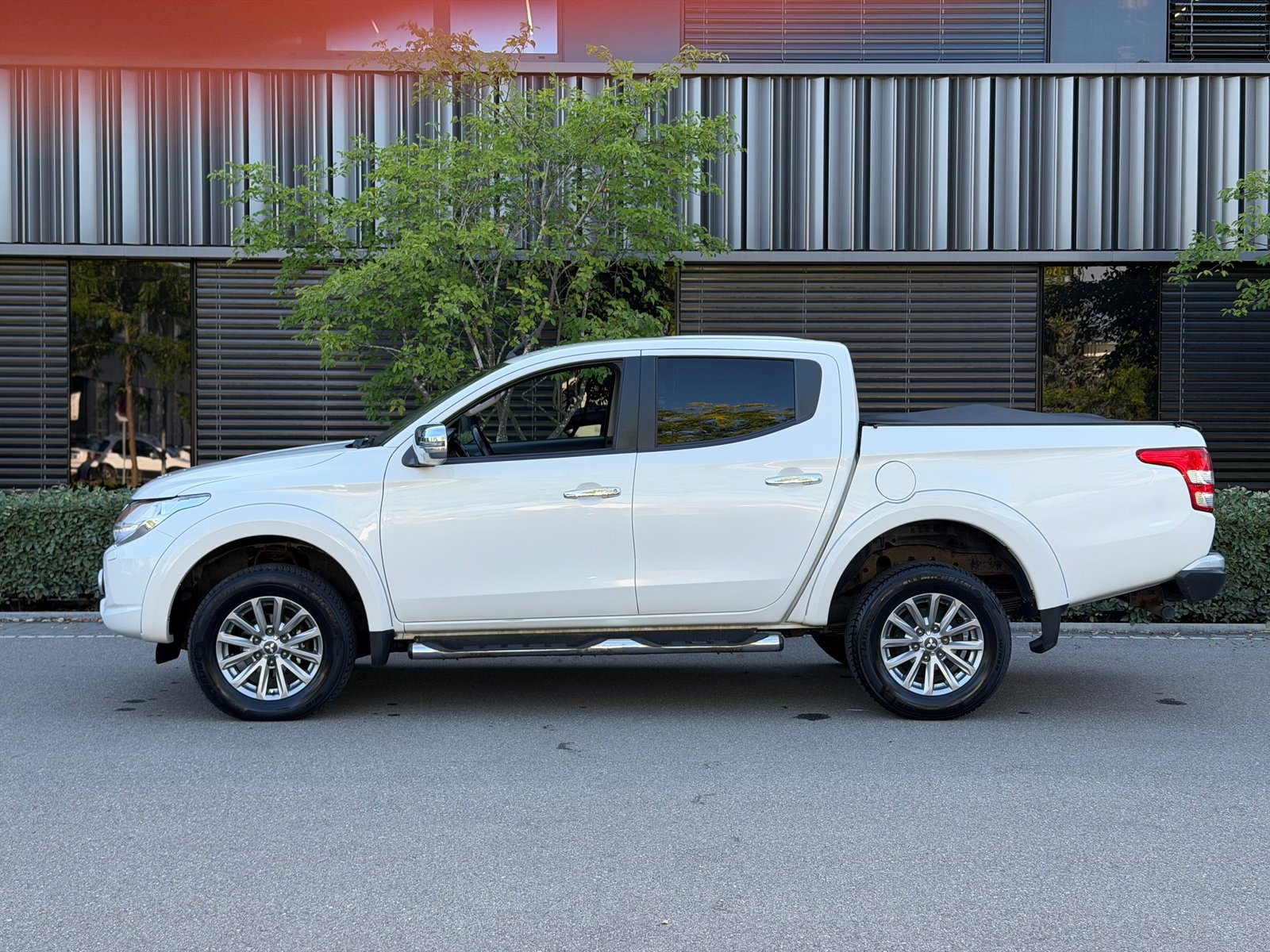 MITSUBISHI L 200 2.4 Style Double Cab, Diesel, Occasion / Utilisé, Manuelle - 3