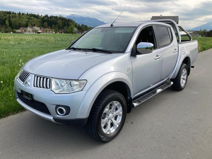 MITSUBISHI L 200 2.5 DID HP Jubilé 35 Double Cab mit Anhän, Diesel, Second hand / Used, Manual
