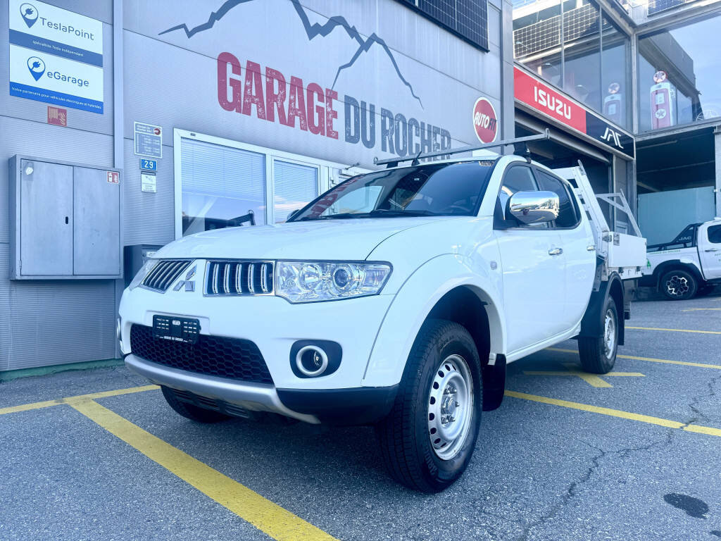 MITSUBISHI L200 D-Cab pick-up 2.5 DID HP 178 4x4 Intense, Diesel, Second hand / Used, Manual - 3