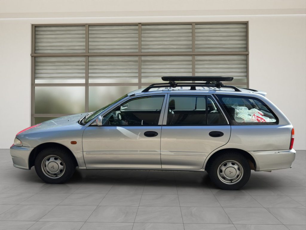 MITSUBISHI LANCER 1.6 16V GL Swiss Star, Essence, Occasion / Utilisé, Manuelle - 3