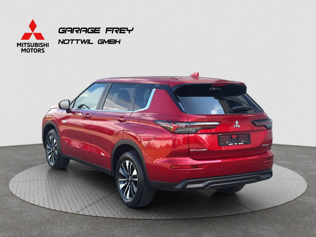 MITSUBISHI Outlander 2.4 PHEV Invite 4WD Automatic, Plug-in-Hybrid Benzina/Elettrica, Auto nuove, Automatico - 5