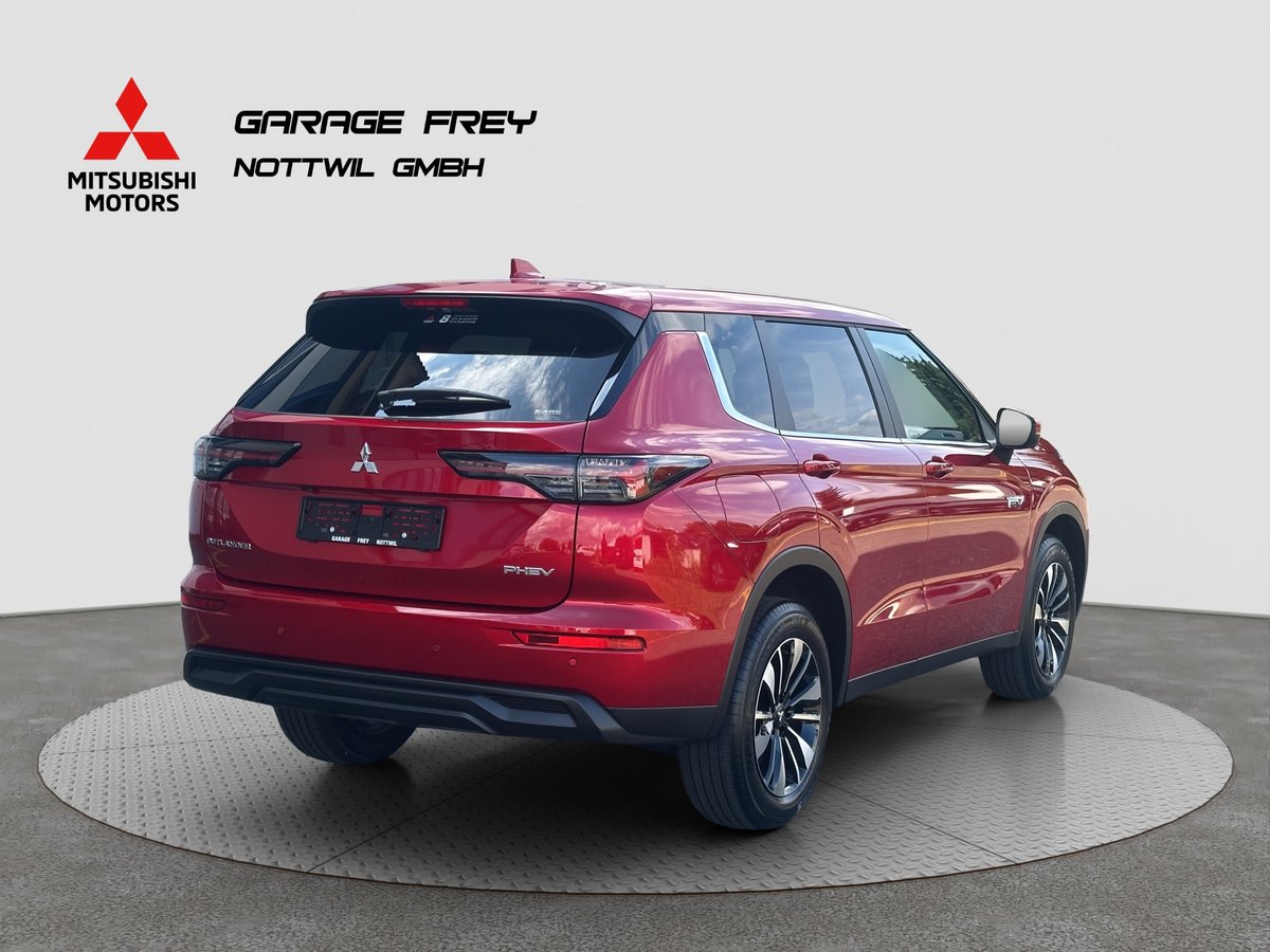 MITSUBISHI Outlander 2.4 PHEV Invite 4WD Automatic, Plug-in-Hybrid Benzina/Elettrica, Auto nuove, Automatico - 7