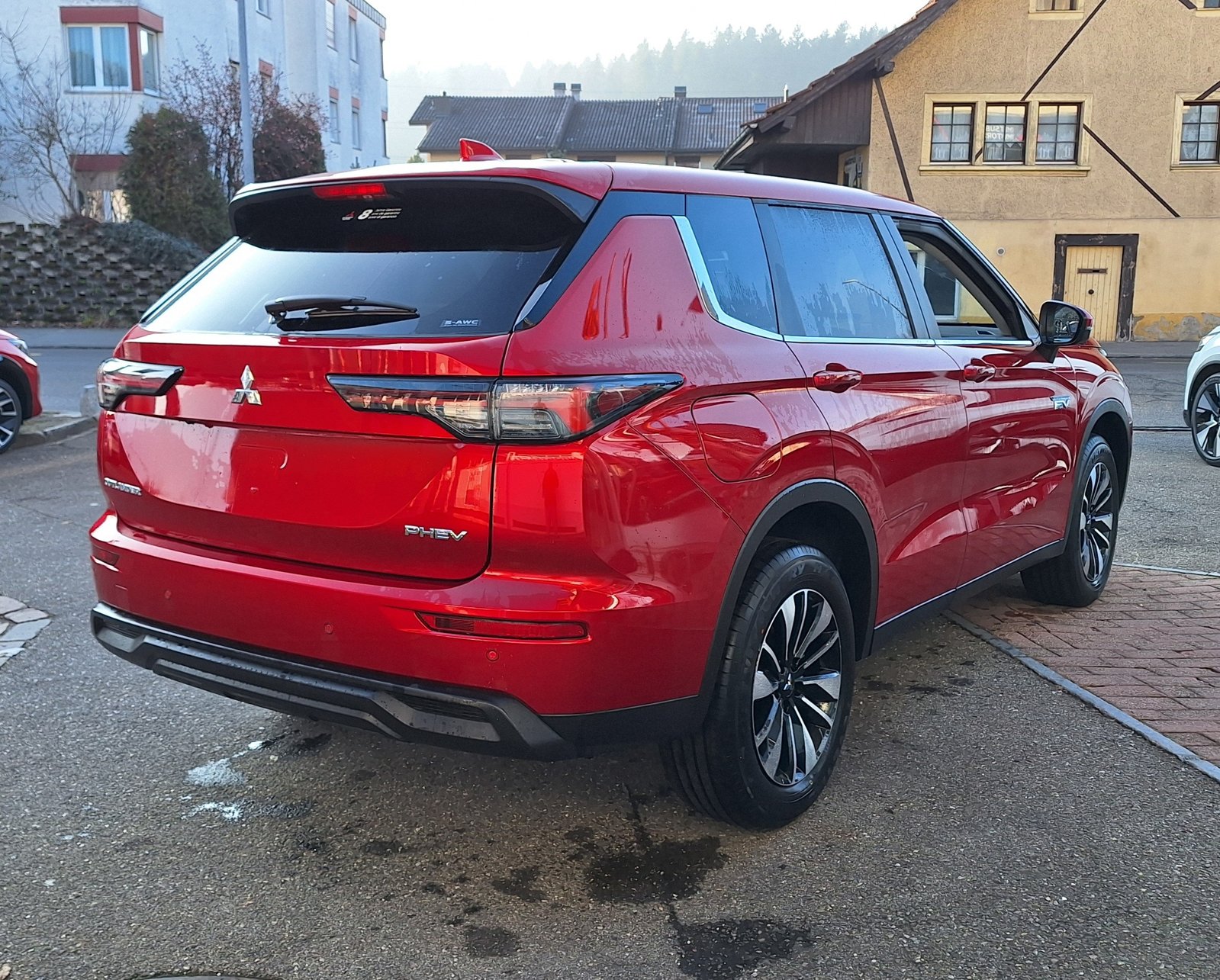 MITSUBISHI Outlander PHEV Invite Helvetia, Hybride Rechargeable Essence/Électricité, Voiture nouvelle, Automatique - 3