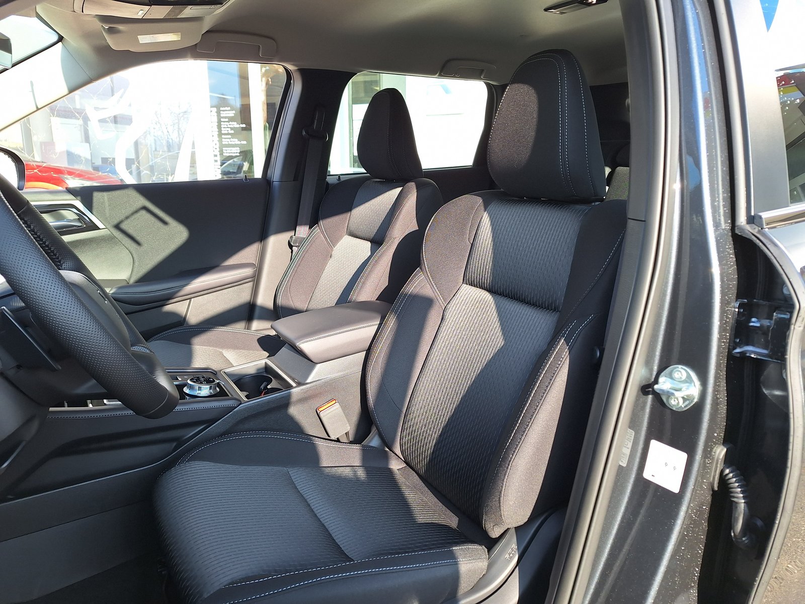 MITSUBISHI Outlander PHEV Inform Helvetia, Hybride Rechargeable Essence/Électricité, Voiture nouvelle, Automatique - 6