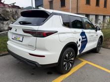 MITSUBISHI OUTLANDER 2.4 PHEV Invite 4x4, Hybride Rechargeable Essence/Électricité, Véhicule neuf pré-immatriculé, Automatique - 3