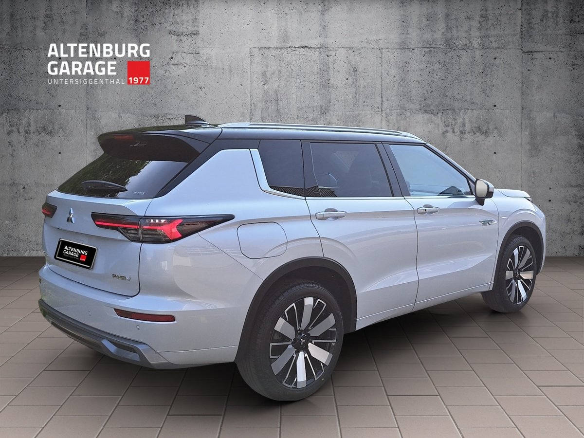 MITSUBISHI Outlander 2.4 PHEV Instyle 4x4, Hybride Rechargeable Essence/Électricité, Voiture nouvelle, Automatique - 5