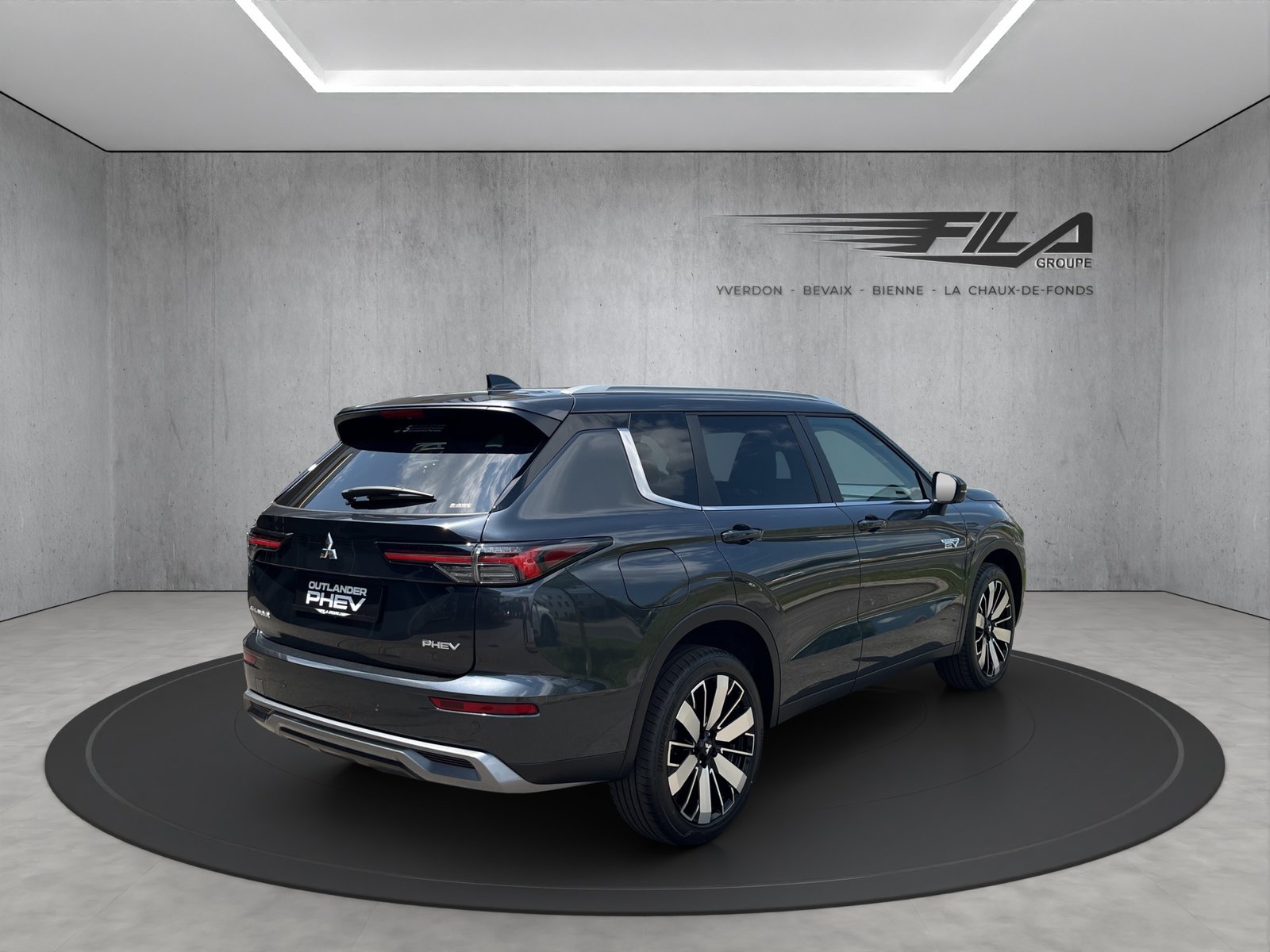 MITSUBISHI OUTLANDER 2.4 PHEV Intense 4x4, Plug-in-Hybrid Benzin/Elektro, Neuwagen, Automatik - 6