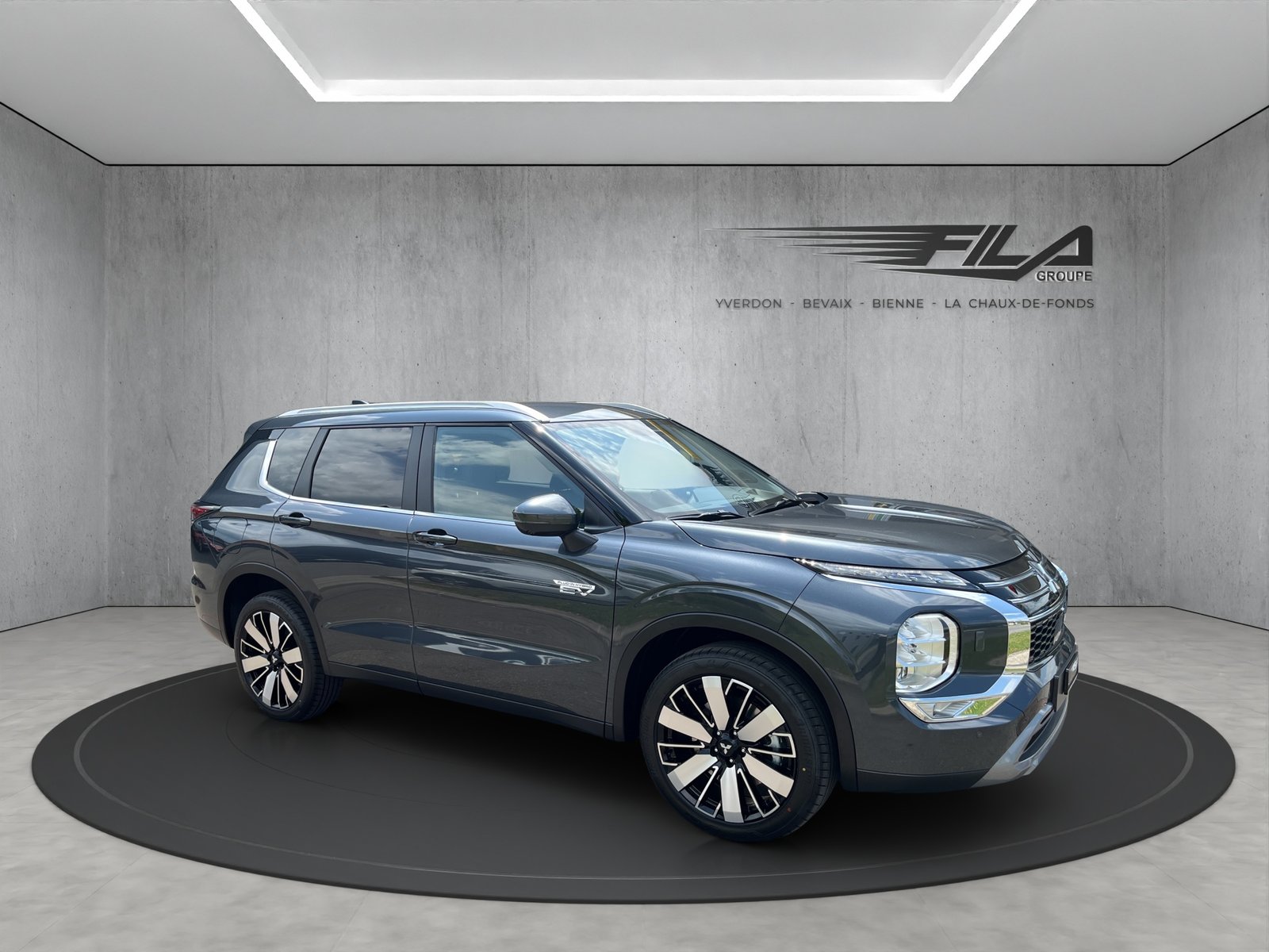 MITSUBISHI OUTLANDER 2.4 PHEV Intense 4x4, Plug-in-Hybrid Benzin/Elektro, Neuwagen, Automatik - 7