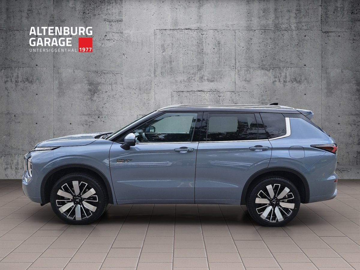 MITSUBISHI Outlander 2.4 PHEV Instyle 4x4, Plug-in-Hybrid Benzina/Elettrica, Auto nuove, Automatico - 2