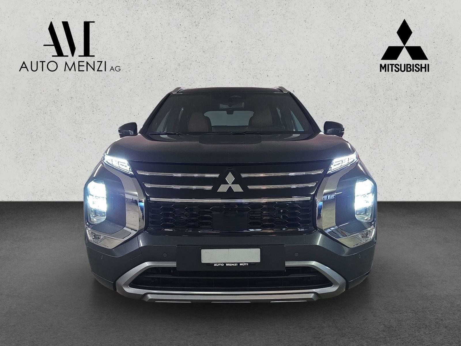 MITSUBISHI Outlander 2.4 PHEV Instyle+ 4x4, Plug-in-Hybrid Benzina/Elettrica, Auto nuove, Automatico - 7