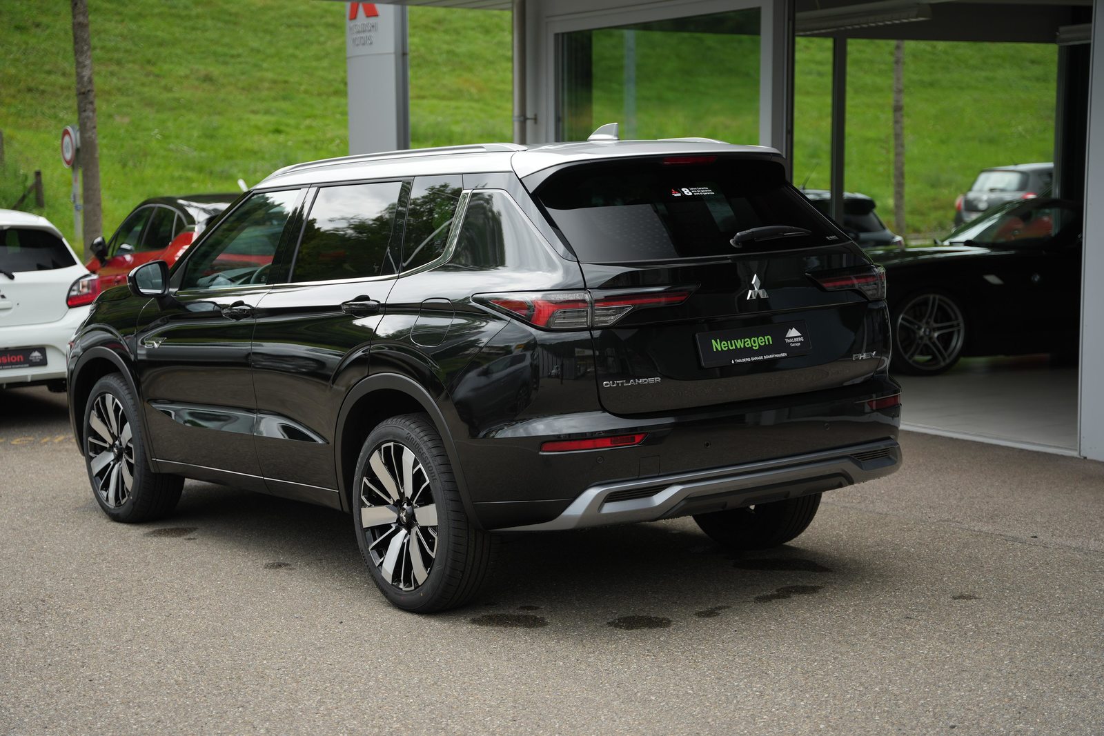 MITSUBISHI Outlander 2.4 PHEV Instyle 4x4, Hybride Rechargeable Essence/Électricité, Voiture nouvelle, Automatique - 4