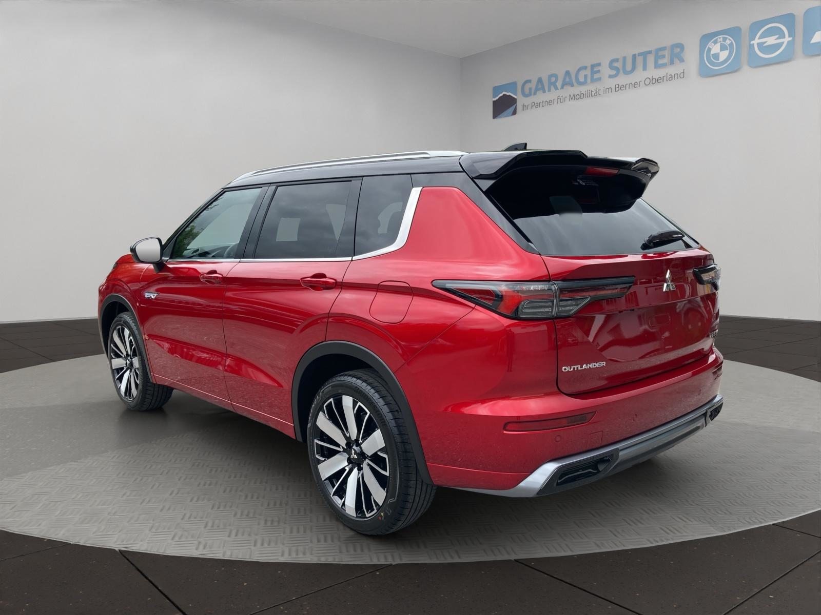 MITSUBISHI Outlander 2.4 PHEV Instyle 4x4, Plug-in-Hybrid Benzina/Elettrica, Auto nuove, Automatico - 3