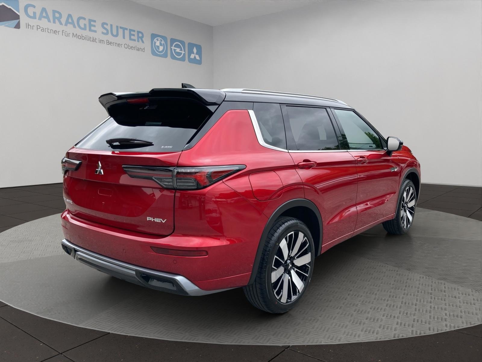MITSUBISHI Outlander 2.4 PHEV Instyle 4x4, Plug-in-Hybrid Benzina/Elettrica, Auto nuove, Automatico - 5