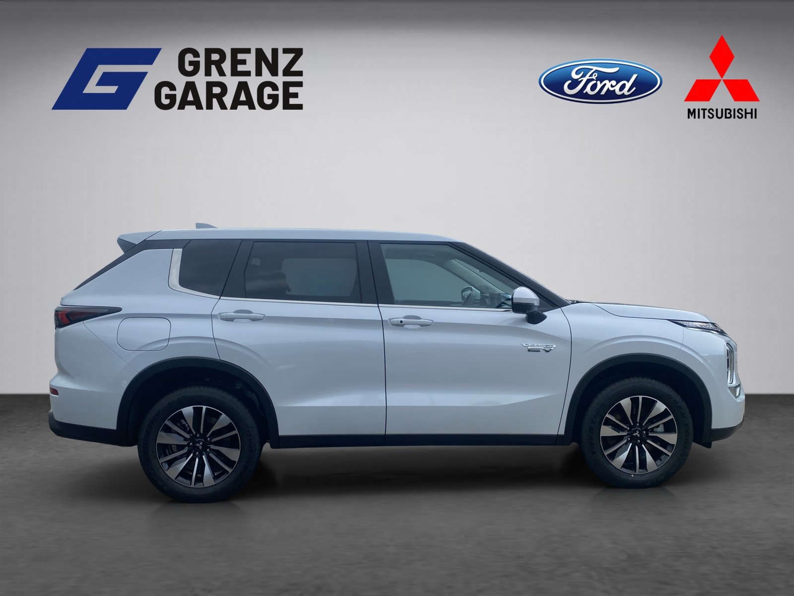 MITSUBISHI Outlander 2.4 PHEV Invite 4x4, Plug-in-Hybrid Benzin/Elektro, Neuwagen, Automatik - 7