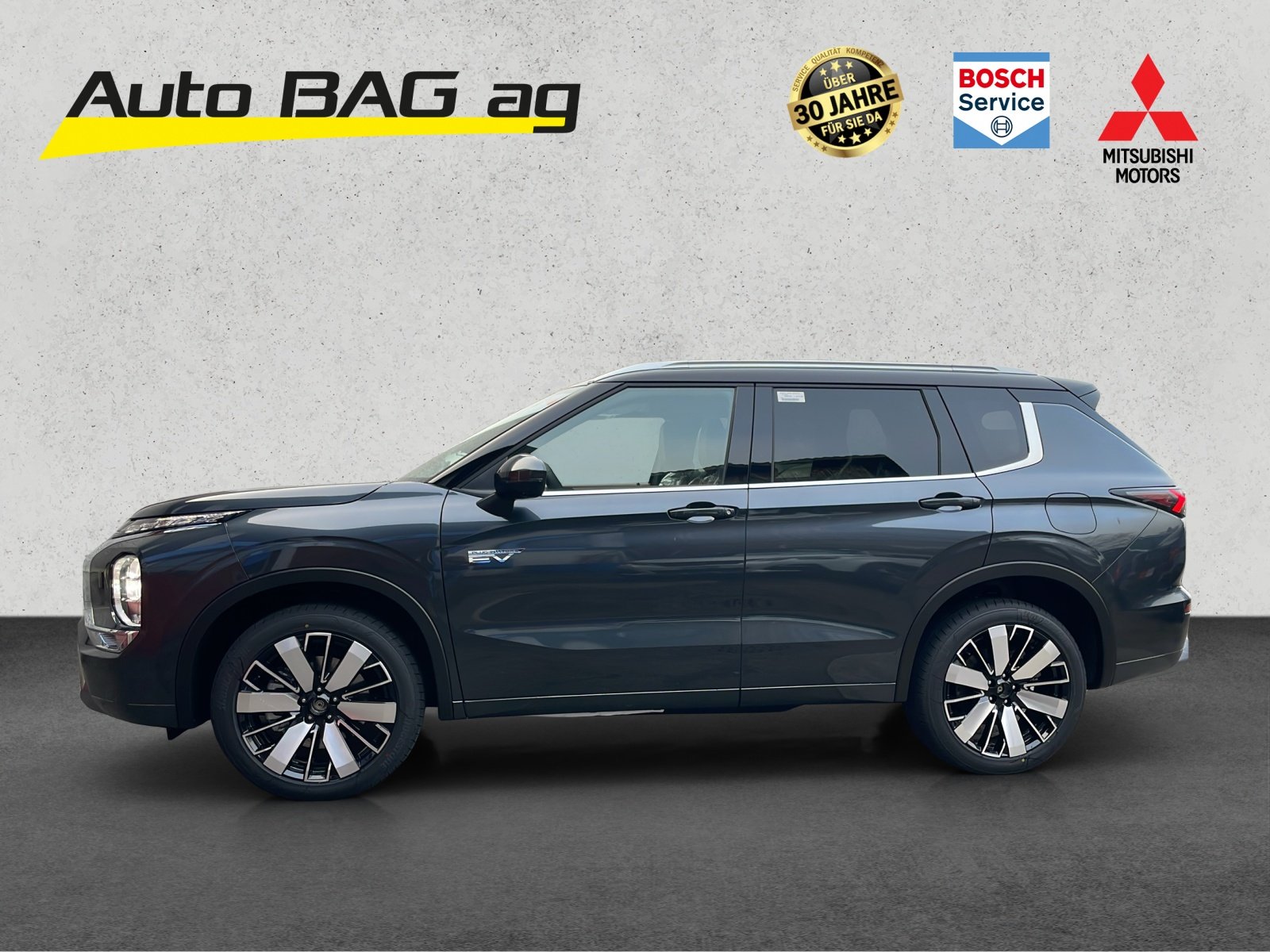 MITSUBISHI Outlander 2.4 PHEV Instyle+ 4x4, Plug-in-Hybrid Benzin/Elektro, Neuwagen, Automatik - 2