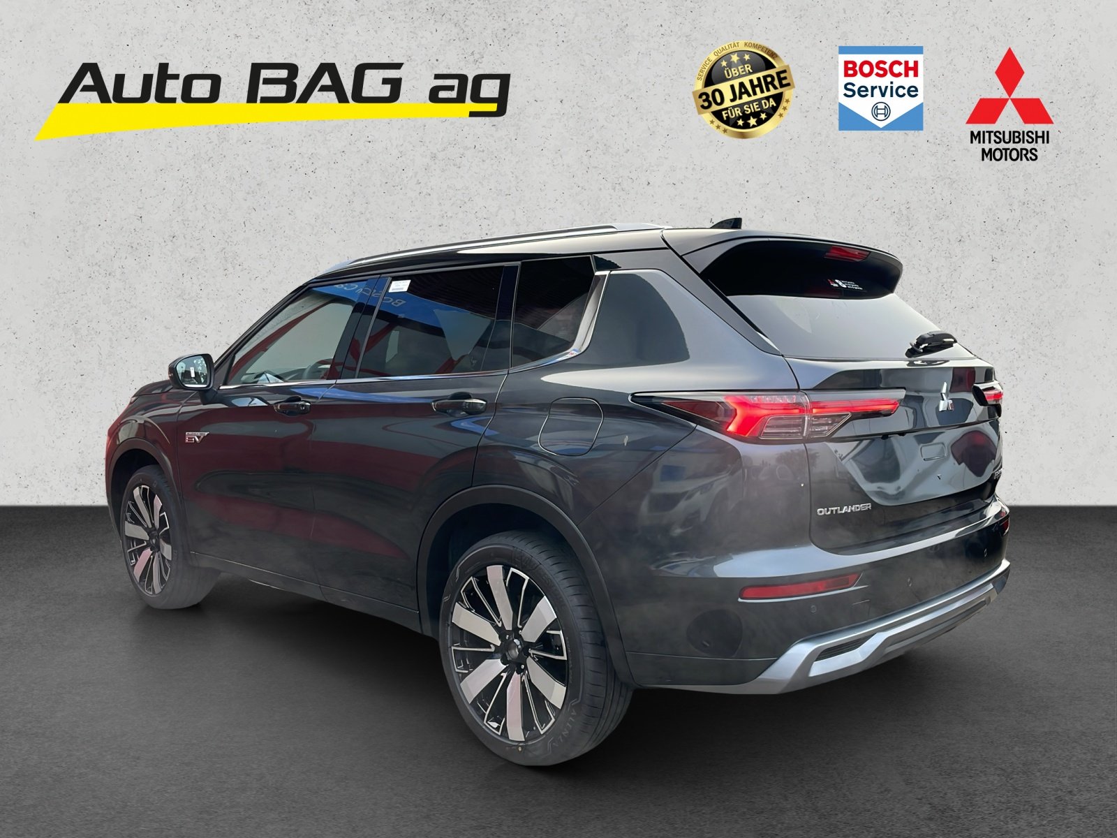 MITSUBISHI Outlander 2.4 PHEV Instyle+ 4x4, Plug-in-Hybrid Benzin/Elektro, Neuwagen, Automatik - 3