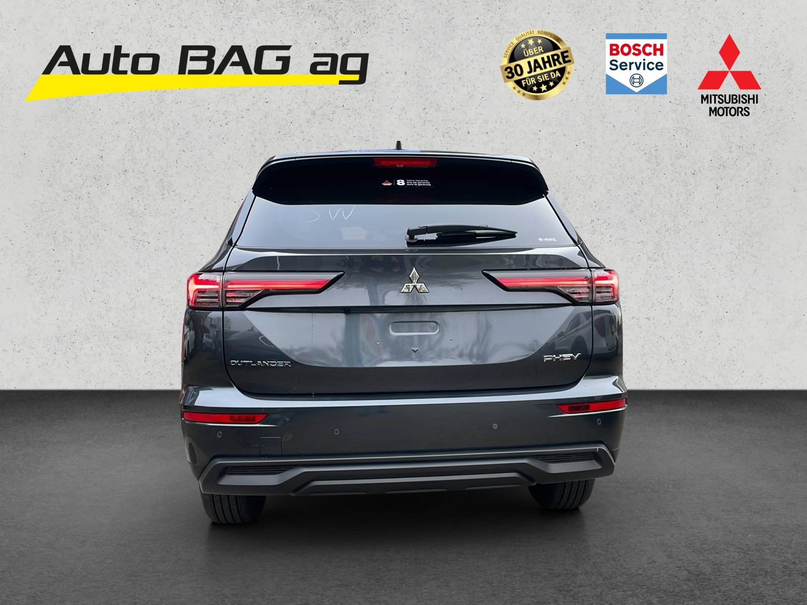MITSUBISHI Outlander 2.4 PHEV Invite 4x4, Plug-in-Hybrid Benzina/Elettrica, Auto nuove, Automatico - 4