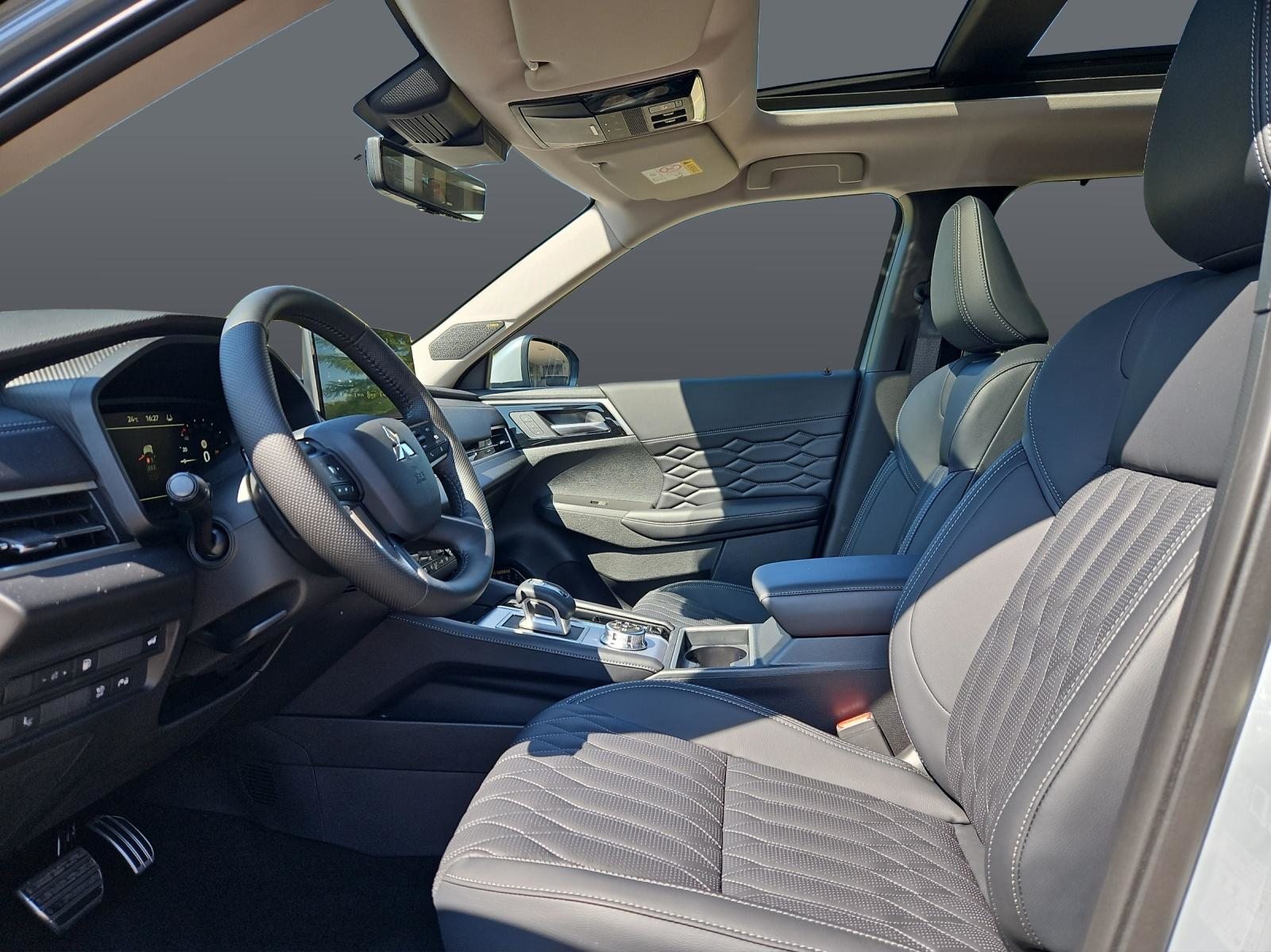 MITSUBISHI Outlander 2.4 PHEV Instyle 4x4, Plug-in-Hybrid Benzin/Elektro, Neuwagen, Automatik - 7