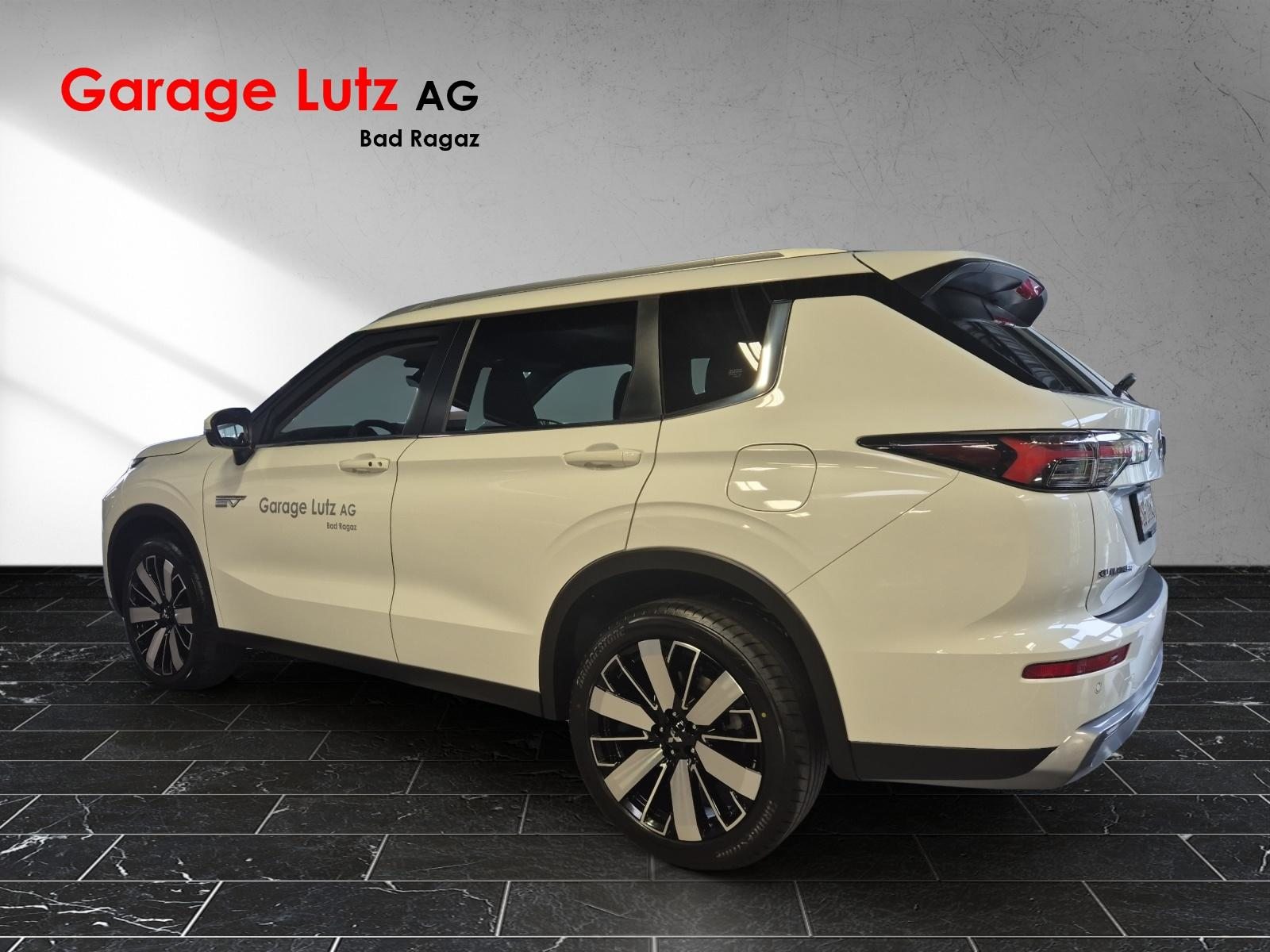 MITSUBISHI Outlander 2.4 PHEV Intense 4x4, Plug-in-Hybrid Benzina/Elettrica, Auto nuove, Automatico - 4