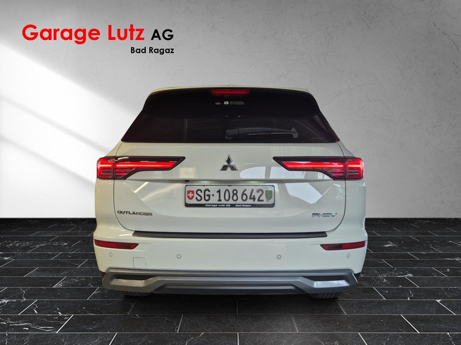 MITSUBISHI Outlander 2.4 PHEV Intense 4x4, Plug-in-Hybrid Benzina/Elettrica, Auto nuove, Automatico - 5
