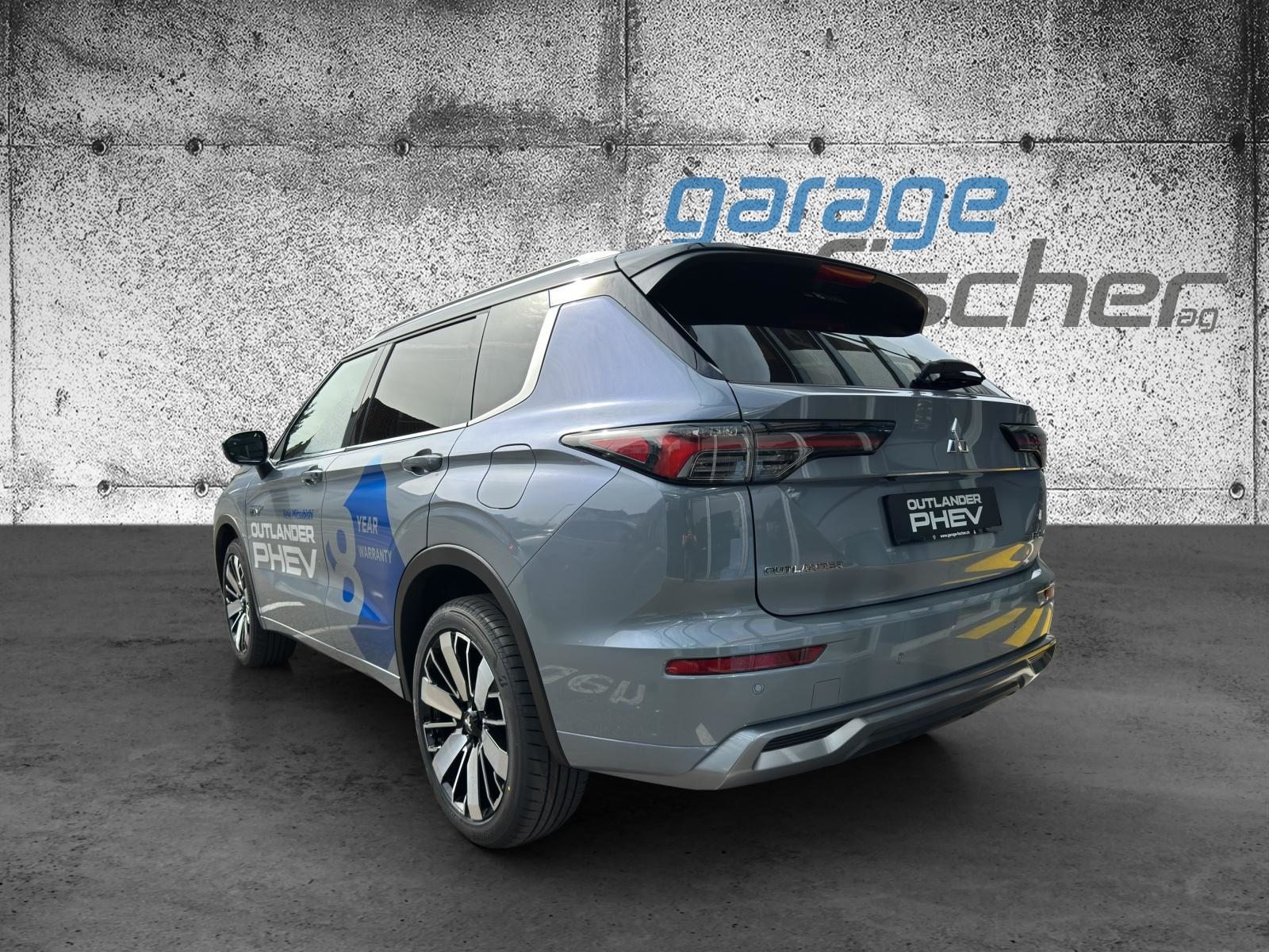 MITSUBISHI Outlander 2.4 PHEV Instyle 4x4, Plug-in-Hybrid Petrol/Electric, New car, Automatic - 4