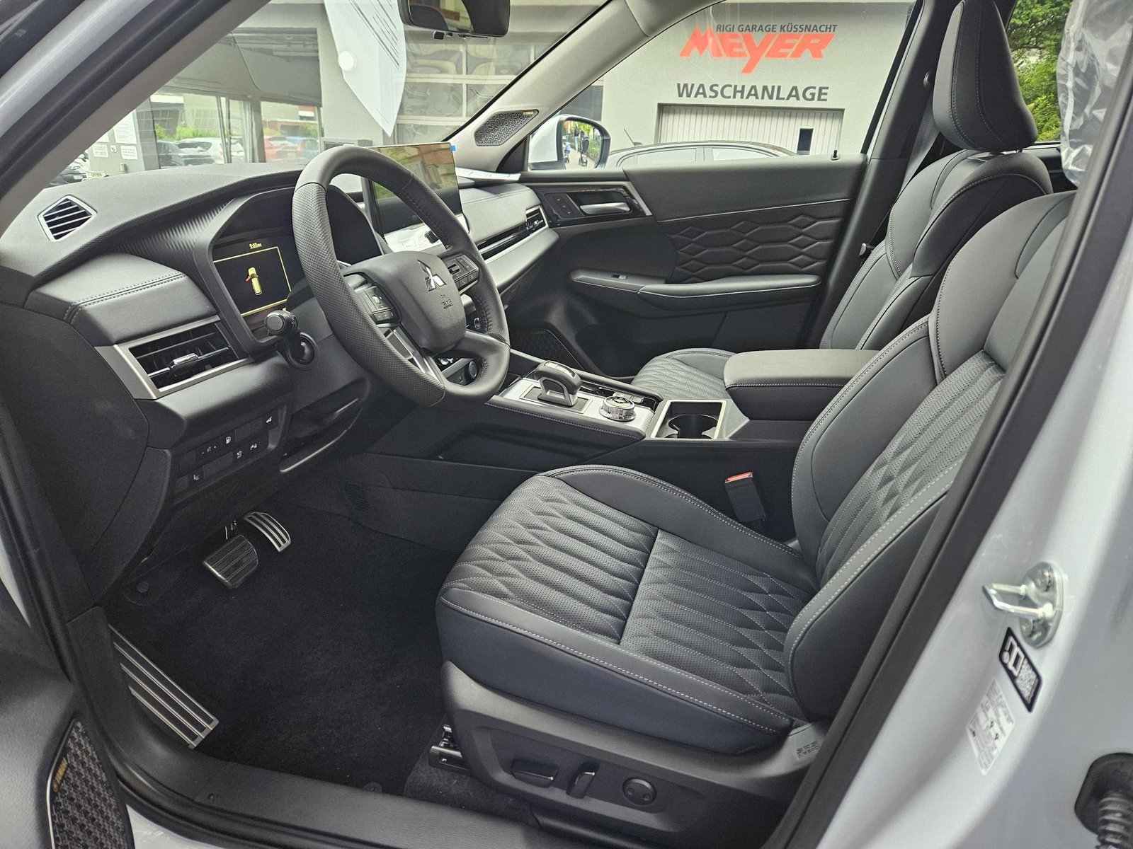 MITSUBISHI Outlander 2.4 PHEV Instyle 4x4, Plug-in-Hybrid Benzin/Elektro, Neuwagen, Automatik - 5