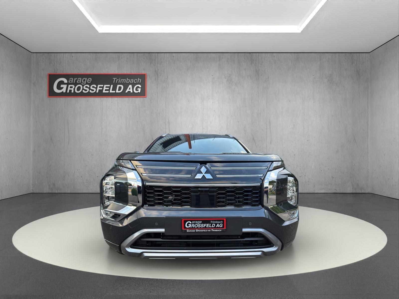 MITSUBISHI Outlander 2.4 PHEV Instyle+ 4x4, Plug-in-Hybrid Benzin/Elektro, Neuwagen, Automatik - 2