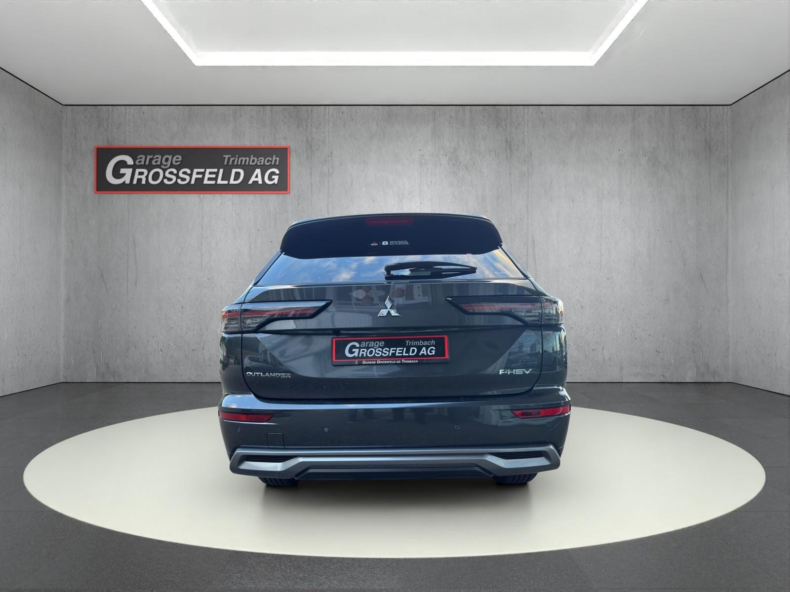 MITSUBISHI Outlander 2.4 PHEV Instyle+ 4x4, Plug-in-Hybrid Benzin/Elektro, Neuwagen, Automatik - 5