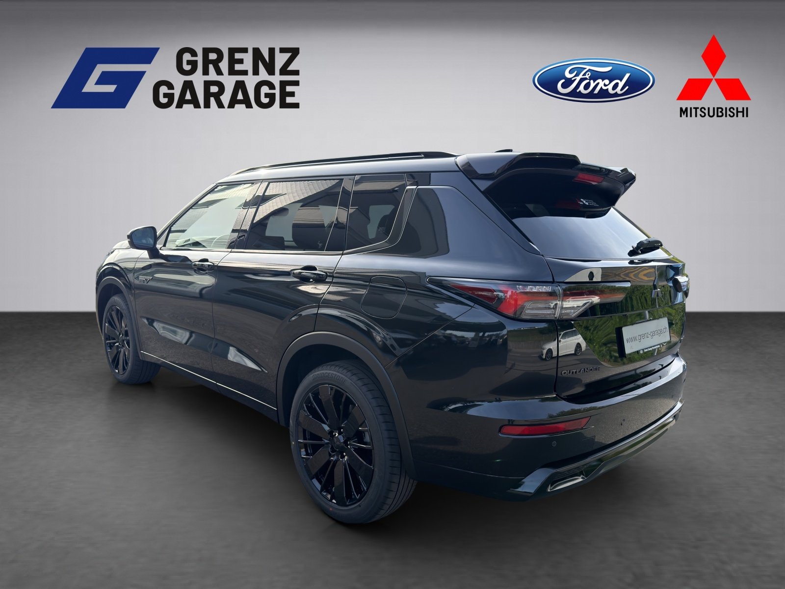 MITSUBISHI Outlander 2.4 PHEV Sport 4x4, Plug-in-Hybrid Petrol/Electric, New car, Automatic - 3