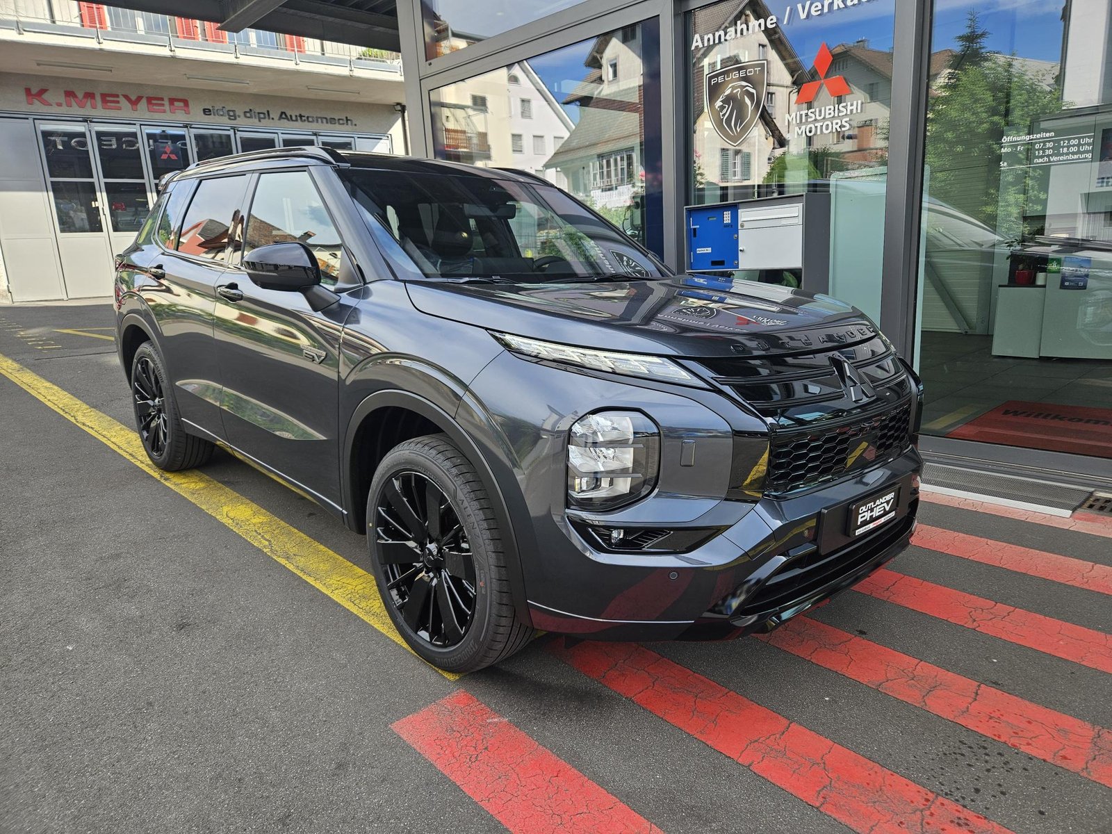 MITSUBISHI Outlander 2.4 PHEV Sport 4x4, Plug-in-Hybrid Benzin/Elektro, Neuwagen, Automatik - 2