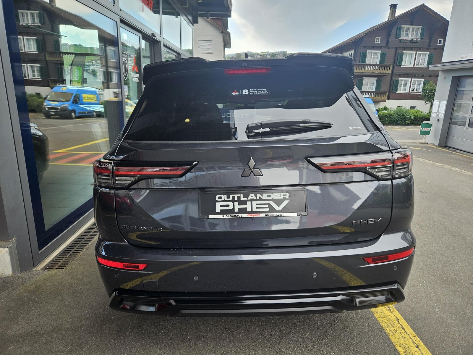 MITSUBISHI Outlander 2.4 PHEV Sport 4x4, Plug-in-Hybrid Benzin/Elektro, Neuwagen, Automatik - 4