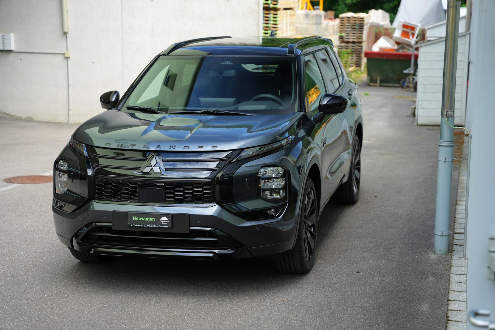 MITSUBISHI Outlander 2.4 PHEV Sport 4x4, Plug-in-Hybrid Benzina/Elettrica, Auto nuove, Automatico - 2