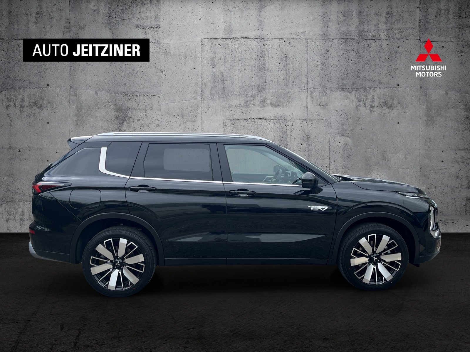 MITSUBISHI Outlander 2.4 PHEV Intense 4x4, Plug-in-Hybrid Benzin/Elektro, Neuwagen, Automatik - 4