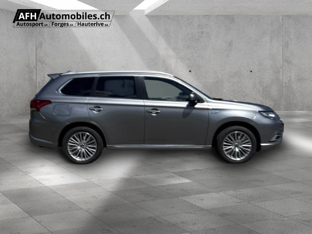 MITSUBISHI Outlander 2.4 PHEV Diamond, Plug-in-Hybrid Benzin/Elektro, Occasion / Gebraucht, Automatik - 6