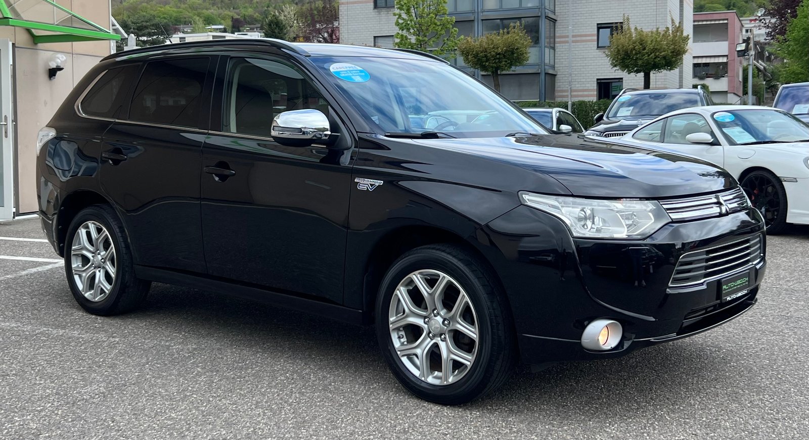 MITSUBISHI Outlander 2.0 PHEV Intense, Hybride Rechargeable Essence/Électricité, Occasion / Utilisé, Automatique - 2